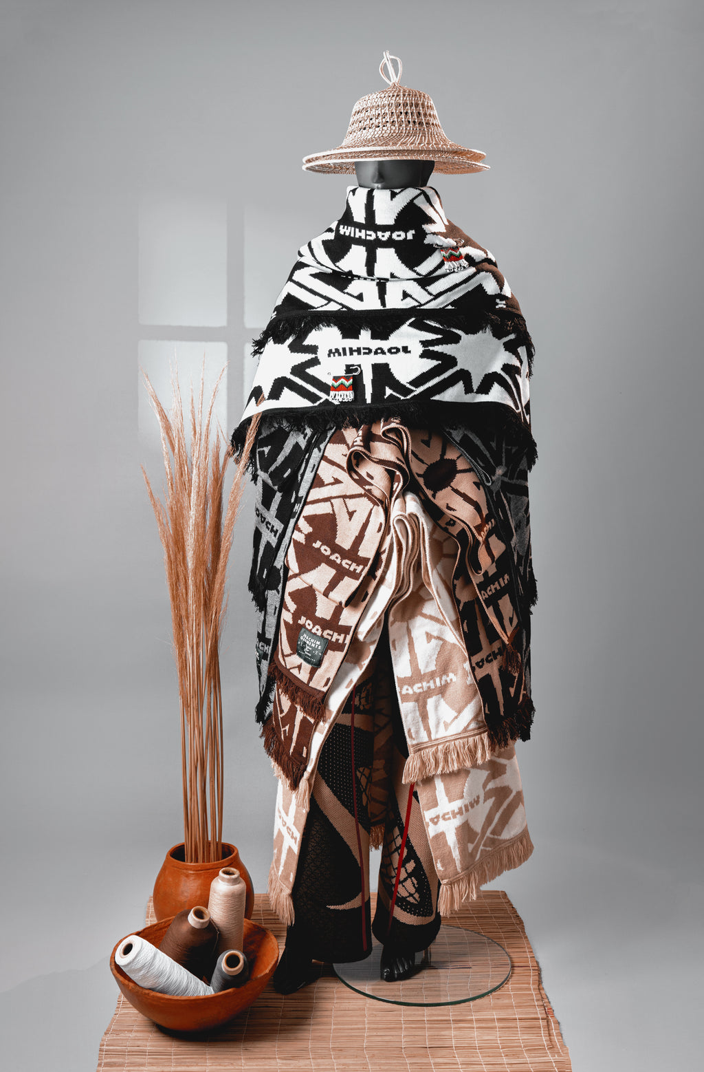 JOACHIM MONOCROME SHAWL